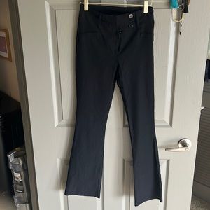 Black cropped size 3 kind of dressy pant